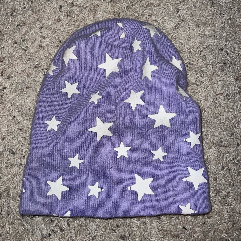 Light Purple w/ Star Design Beanie
